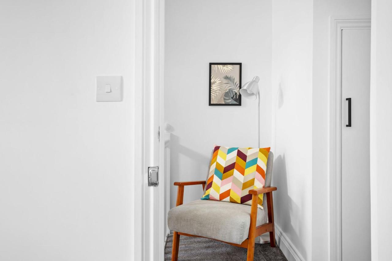 Gloster Town House Gorgeous Family Holiday home